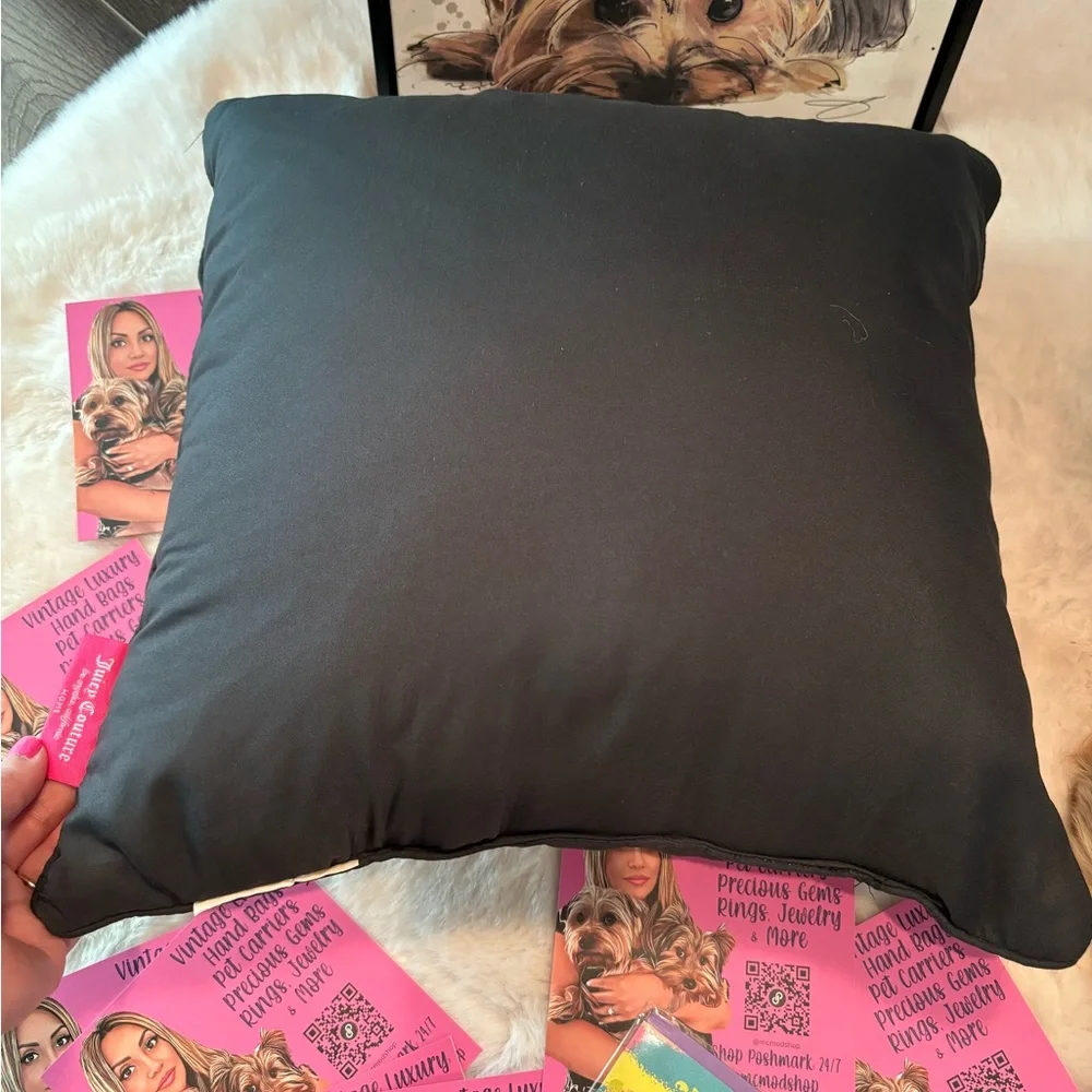 Juicy Couture - Picture 4 of 6